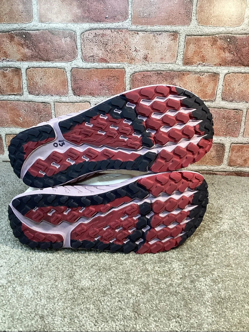 Altra Outroad women’s road to trail running shoes size 11